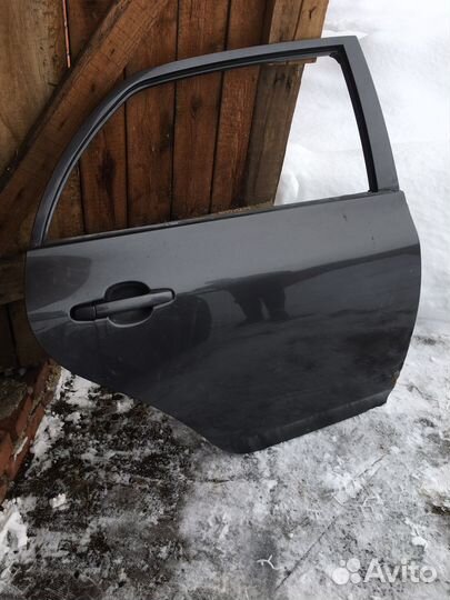 Двери corolla 150