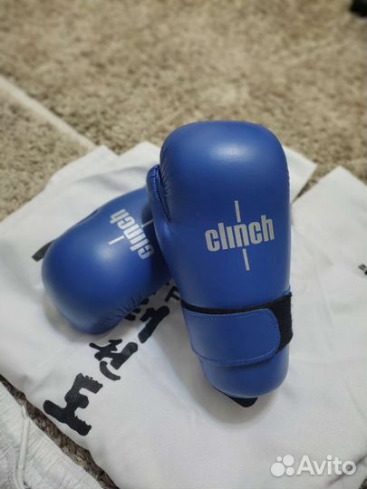 Перчатки для спаринга