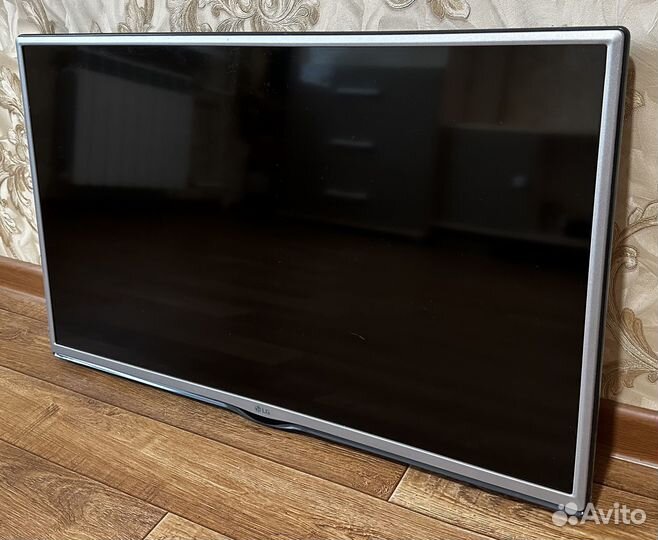 Телевизор LG 32LF550U