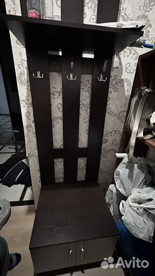 Прихожая со шкафом