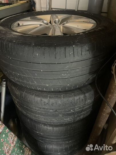 Продам литые диски touareg