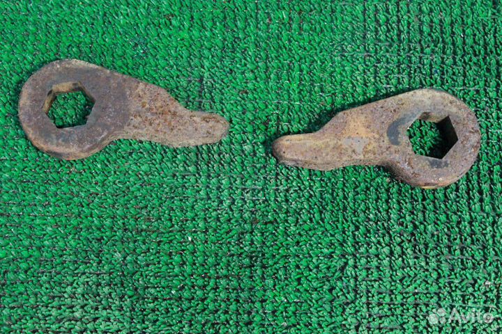 Торсионы в сборе Chevrolet Suburban GMT400