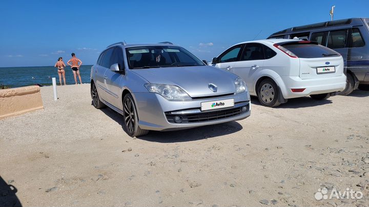 Renault Laguna, 2010