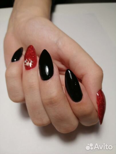 Маникюр с покрытием гель-лаком