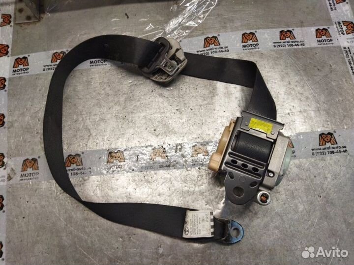 Ремень безопасности передний правый Toyota Corolla