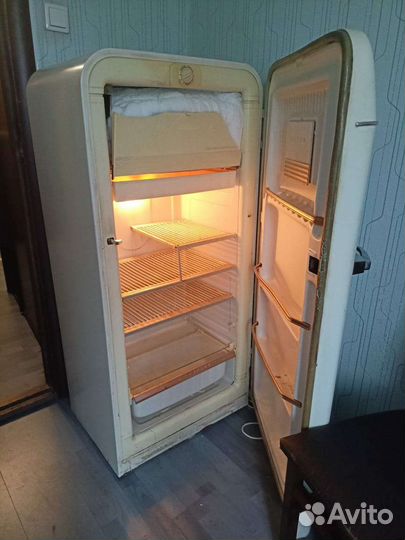 Холодильник бу