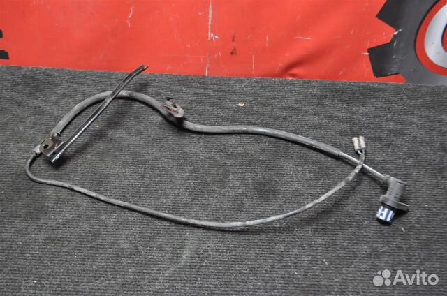 Датчик ABS передний правый toyota prius NHW20