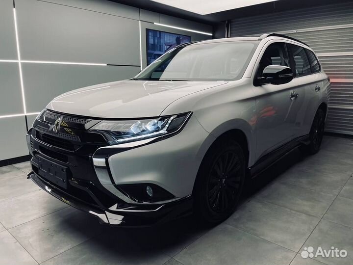 Mitsubishi Outlander 2.4 CVT, 2022