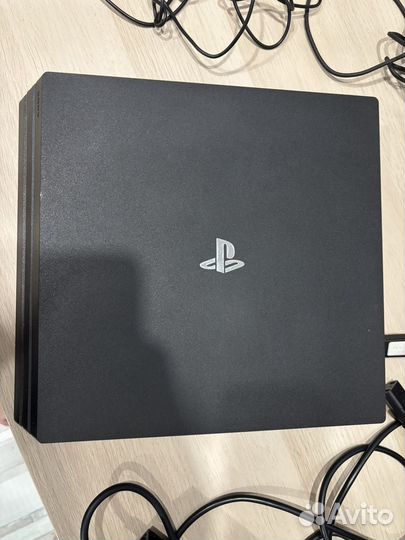 Sony playstation 4 pro 1tb