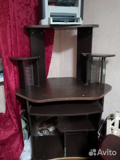 Компьютерный стол