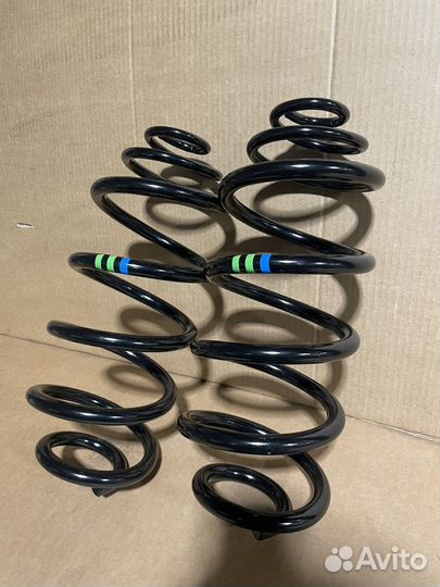 Пружина задней подвески Peugeot Traveller