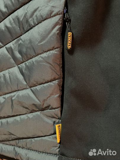 Жилет Dewalt новый L