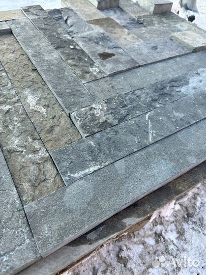 Ригельная плитка из натурального камня/ шунгит