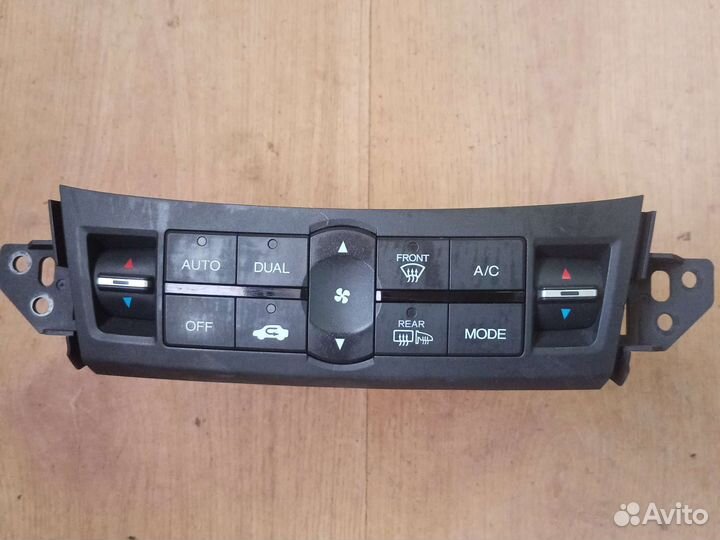 Блок управления печкой Honda Accord 8