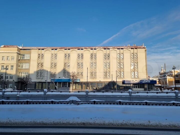 Офис, 1800 м²
