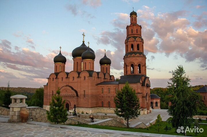 Индивидуальные тур выходного дня: Святые кустики