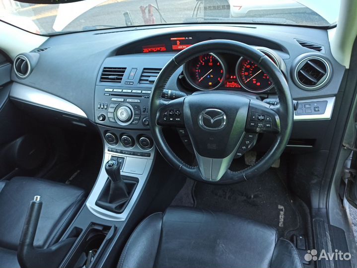 Крышка багажника mazda 3 2 2010