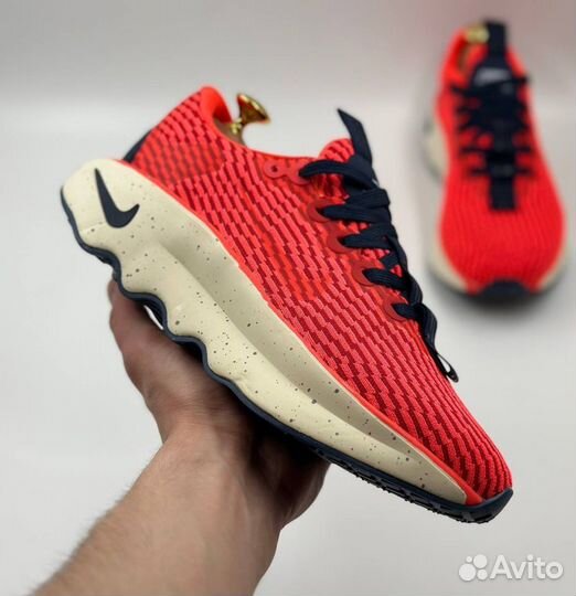 Кроссовки женские Nike motiva bright