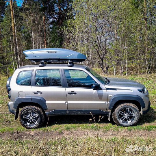 Автобокс Broomer Venture серый на niva Travel