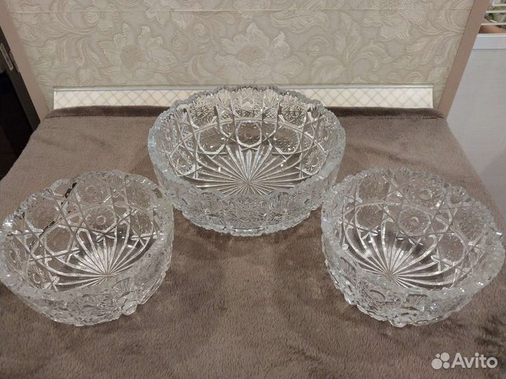 Хрустальные вазы салатники