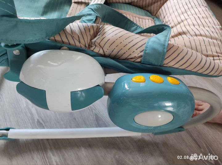 Шезлонг детский