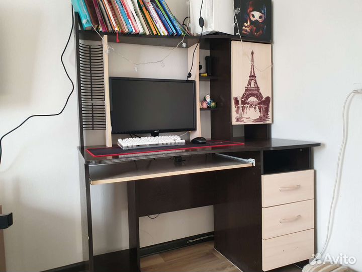 Компьютерный стол