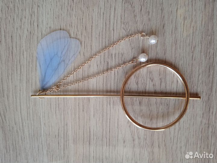 Заколки, кисти, украшения