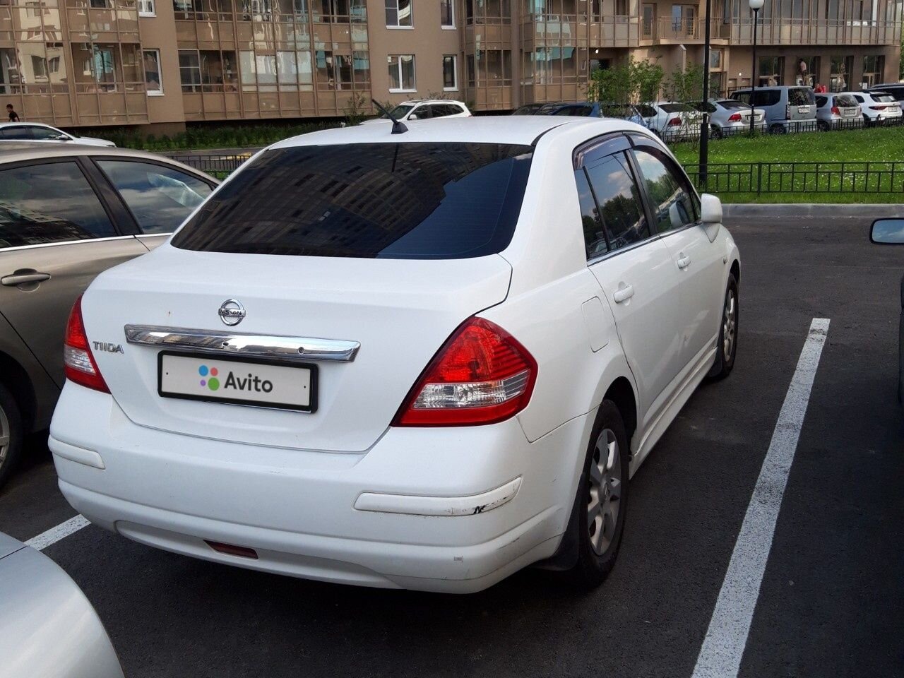 Nissan Tiida: фото владельца