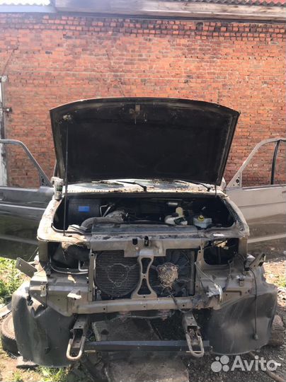 Передняя часть кузова УАЗ патриот