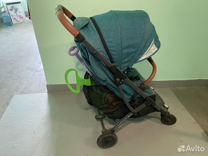 Прогулочная коляска