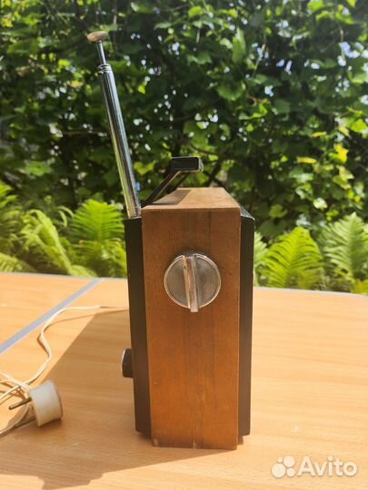 Ретро приемник океан 205 86год