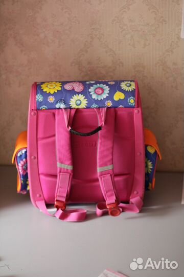 Школьный ранец