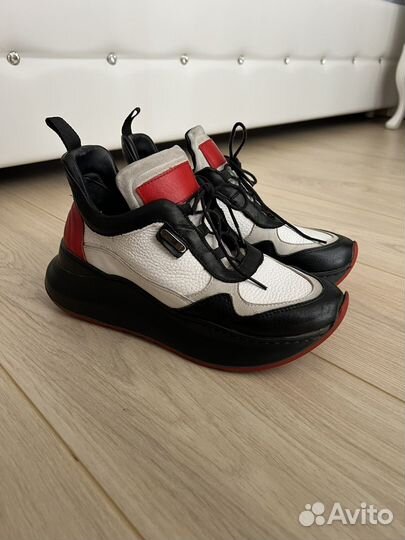 Демисезонные ботинки 39