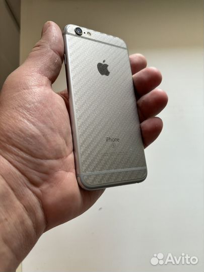 iPhone 6S, 64 ГБ