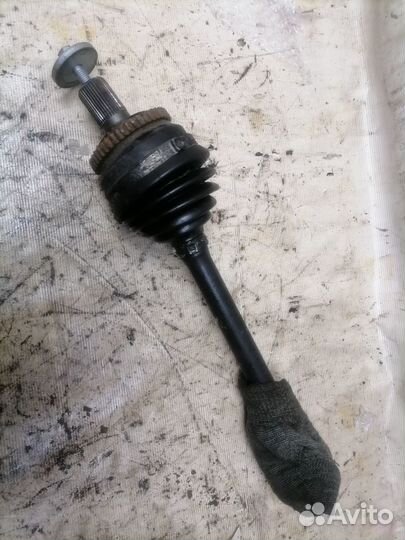 Привод передний правый Volvo V70 P2 SW