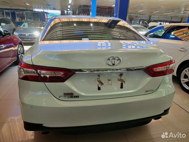 Toyota Camry 2.0 CVT, 2020, 40 000 км