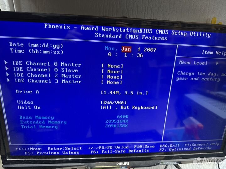 Материнская плата с процессором и памятью