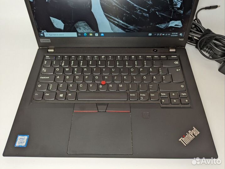 Отличный Lenovo Thinkpad T490 I5/16/256gb