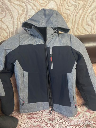 Куртка осенняя