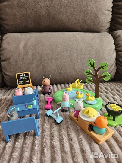 Свинка Пеппа, Пикник и Школа