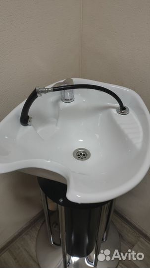 Раковина бу