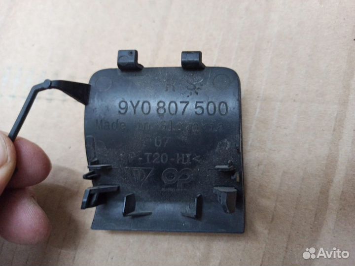 Заглушка буксировочного крюка Porsche cayenne 3