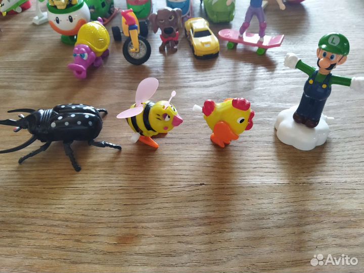 Игрушки из макдональдса, чупа чупс, m& m