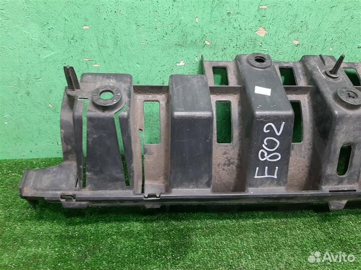 Кронштейн бампера заднего Peugeot 3008 2010