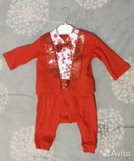 Костюм праздничный