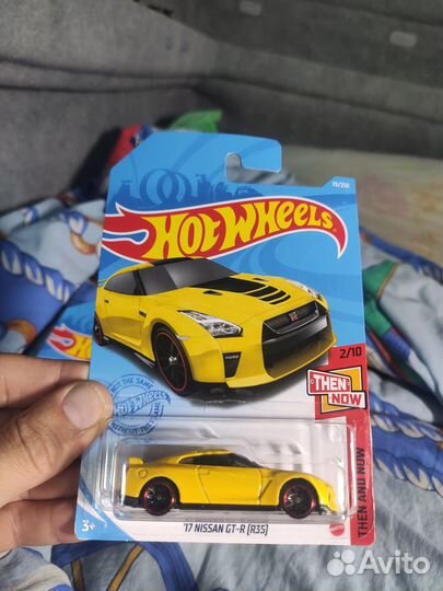 Hot wheels машинки nissan gtr