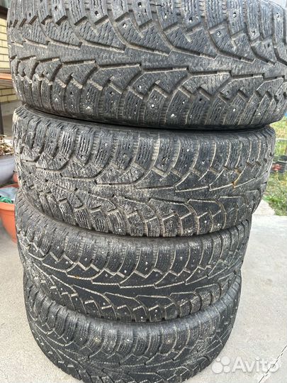 Nokian Tyres Hakkapeliitta 5 SUV 235/65 R17 108T