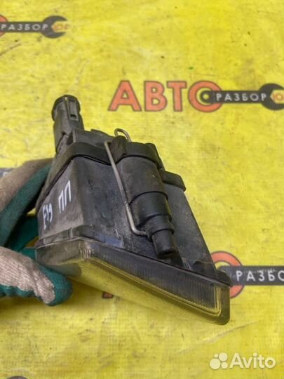 Фара противотуманная передняя правая Bmw 5-Series