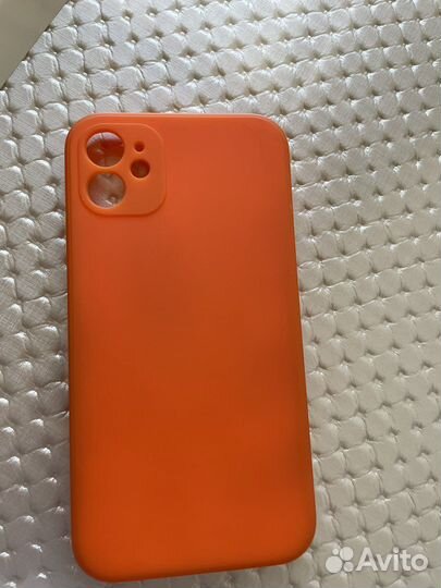 Чехлы на телефон iPhone 11 бу и новые