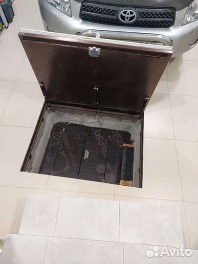 Люк напольный утепленный подвал / дом / дача